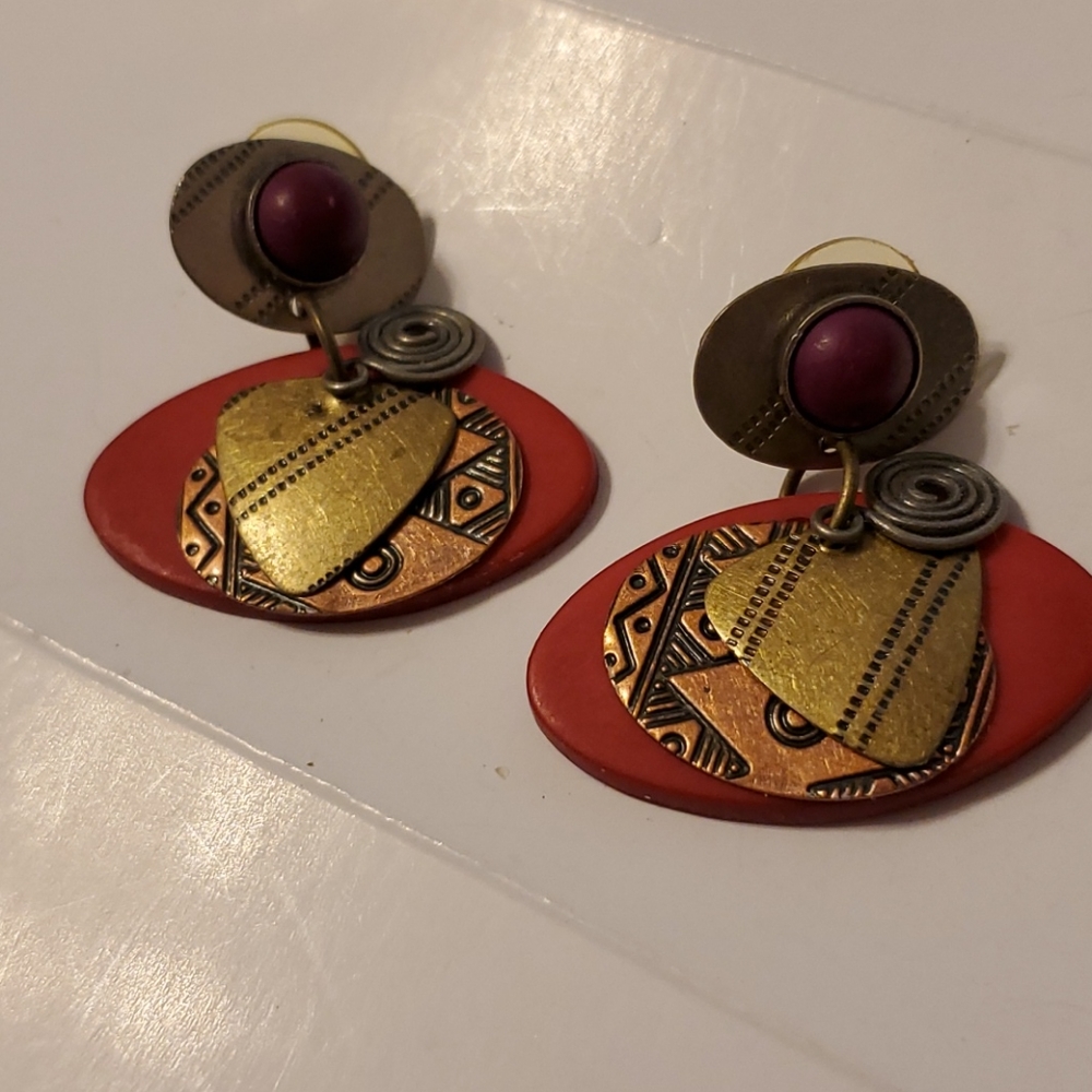 Earrings, pierced, lightweight ,drop,Fushia, Artsy